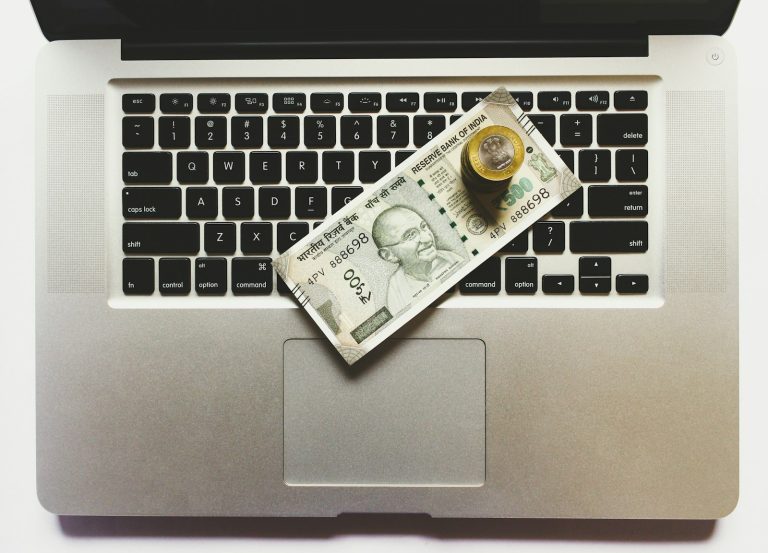 Tiime Invoice : Le Secret pour Facturer Comme un Pro en 2025 (Gratuit, Vraiment ?)
