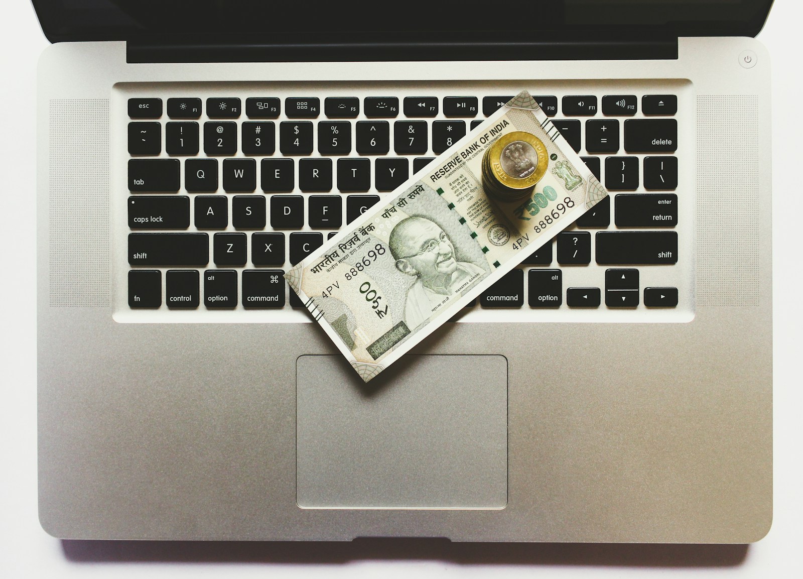 Tiime Invoice : Le Secret pour Facturer Comme un Pro en 2025 (Gratuit, Vraiment ?)